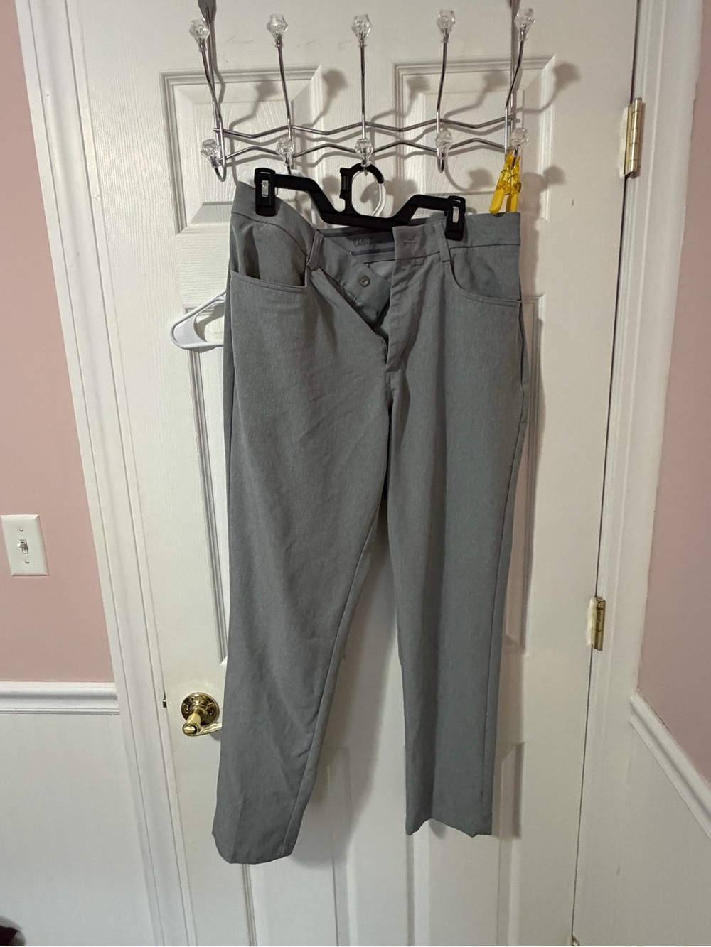 Walter Hagen Men's Gray Straight-Leg Dress Pants
